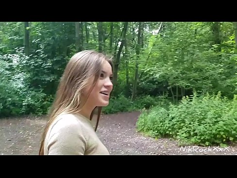 ❤️ Eu sugeri à Evelina que fodêssemos em um lugar público! Ela disse que sim. Então eu a fodi no traseiro e me vim na boca dela. Depois ela se mijou. ️ Sexo superior em nós ❌❤