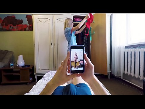 ❤️ O Stepsister fez seu irmão vir logo antes de sua mãe voltar para casa ️ Sexo superior em nós ❌❤